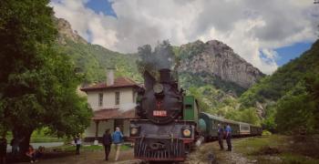 БДЖ организира пътувания с парен локомотив по теснолинейката 