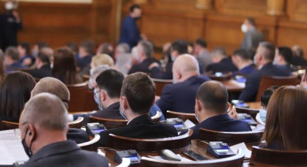 Депутатите приеха промените в изборните правила на "Има такъв народ" 