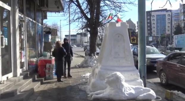 Снежен паметник на Шипка в Пловдив