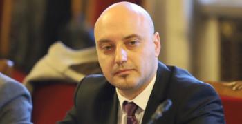 Атанас Славов, ДБ:парламентарната правна комисия ще изиска информация от Гешев за Пеевски, Желязков и Терзийски