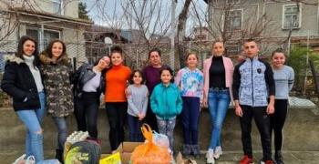Гражданска инициатива "Помогни в нужда", Гурково дарява щастие