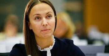 Ева Майдел, ГЕРБ/ЕНП: 80% от младежите у нас се реализират успешно на пазара на труда през 2019 г.
