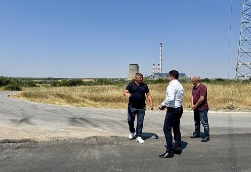 Областният управител д-р Неделчо Маринов се срещна с кмета на община Гълъбово и направи обход на ремонтиращата се отсечка Гълъбово – Мъдрец