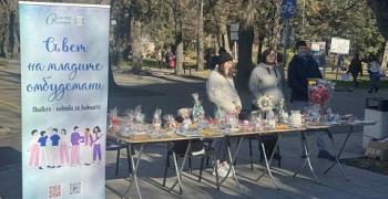 Коледен благотворителен базар „Чудната елха“ обединява Стара Загора в подкрепа на децата със специални потребности