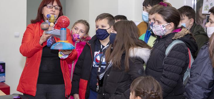 В Стара Загора откриха Кабинет по природни науки 
