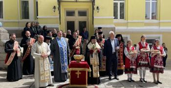 Осветиха реновираната сграда в манастирския комплекс „Рождество Христово“ - Шипка