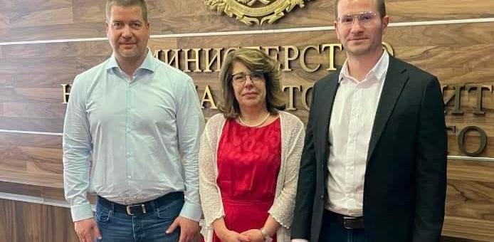 Кметът Живко Тодоров подписа в МРРБ финансирането на 4 крупни обекта