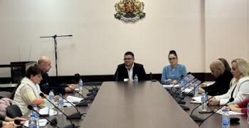 Областният управител д-р Неделчо Маринов председателства Областната комисия по безопасност на движението по пътищата