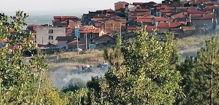 Пожар край старозагорския квартал "Лозенец"