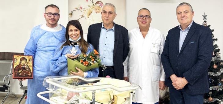29-годишна жена с трансплантиран черен дроб стана майка