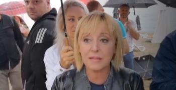 Манолова: Борисов раздава парче по парче българска земя, за да се задържи във властта | ВИДЕО