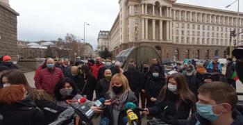 Манолова: Борисов да разпореди мораториум върху плащането на сметките за парно за ноември | ВИДЕО