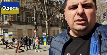 Депутатът Ивайло Мирчев раздаде терморъкавици и облекла на бойци в Украйна