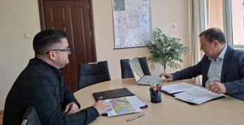 Областният управител д-р Неделчо Маринов проведе работна среща с кмета на Николаево Константин Костов