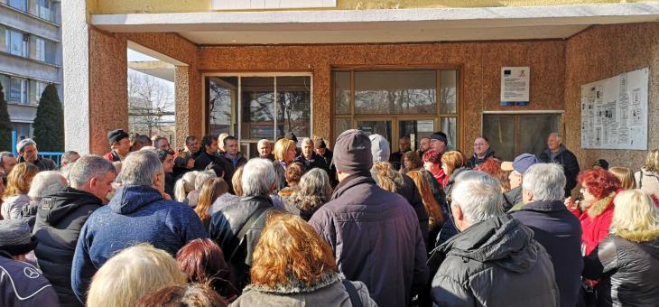 Манолова: Ще положа всички усилия работниците от Раднево да получат заплатите си