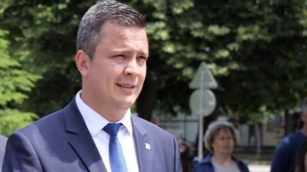 Радостин Танев отново кани стажанти в Парламента