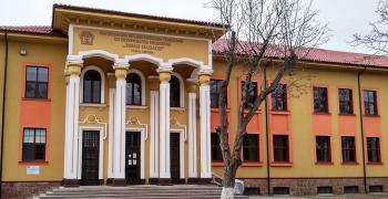 От днес седмокласниците подават документи за приема в гимназиите