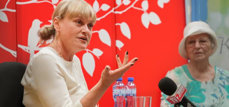 Веселина Кацарова: И сега виждам това, което искам да видя, чувам това, което искам да чуя
