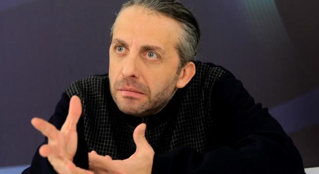 Мариус Куркински отмени всички свои спектакли