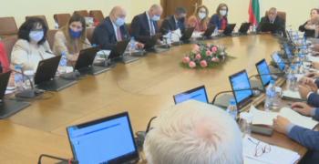 Министерски съвет удължава извънредната епидемична обстановка до 15 юли