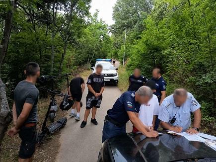 Над 60 проверени лица при съвместна акция на Община Стара Загора и полицията за опазване на обществения ред и сигурността   
