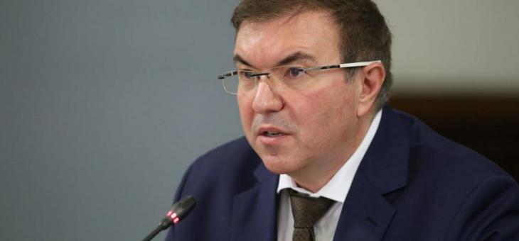 Ангелов: Рано е да говорим за отваряне на всичко