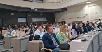 Старозагорски ученици участват в семинар по проект „Интелигентни и устойчиви решения за младежка мобилност в градска среда“