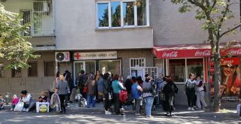В Стара Загора започна раздаването на хранителни продукти