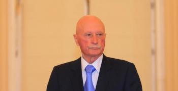 Напусна ни актьорът Васил Банов