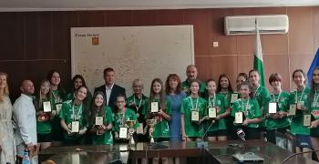 Кметът Живко Тодоров отличи баскетболния отбор „Берое", който завоюва Купата на БФБаскетбол при момичетата до 14-годишна възраст