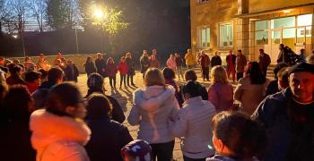 Мълчаливо бдение в памет на 14-годишното момче в Бузовград