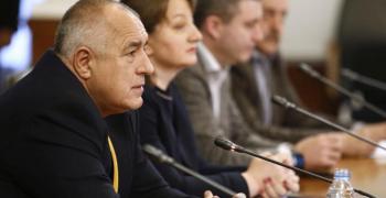 Бойко Борисов: Поех ангажимент да разпоредя на министъра на здравеопазването да задължим, който излиза навън, да си сложи маска