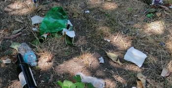 Мръсен парк в Стара Загора