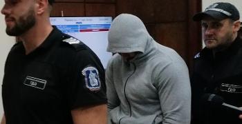 В Окръжния съд в Стара Загора гледат делото срещу двама полицаи, обвинени в убийството на арестант