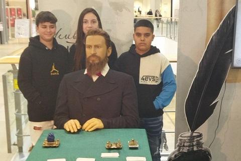 Старозагорски ученици писаха с дигитализирания почерк на Ботев