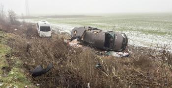 Четирима са в болница след катастрофа с два буса край Мъглиж