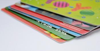 Откраднаха дамска чанта с 2000 лева от лек автомобил