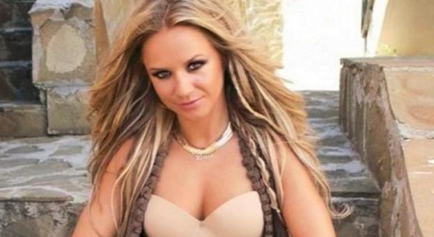 Певицата Лора Караджова и диджеят Марсел Рохас станаха родители на момченце