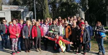 В Стара Загора дами празнуват 8 март с разходка сред природата