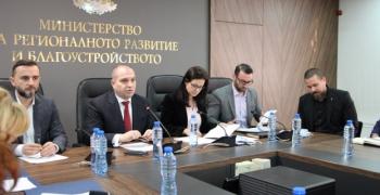 Второкласните пътища ще са платени за тежкотоварните автомобили от 1 юли