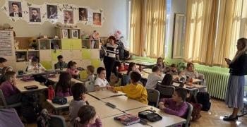 Първокласници от Шесто ОУ „Св. Никола“ в Стара Загора станаха собственици на фабрики в интерактивен урок