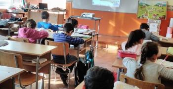 Изследване: Българските четвъртокласници показват много добри умения за четене