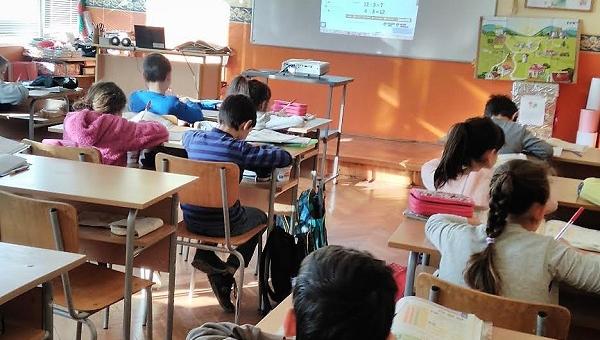 Изследване: Българските четвъртокласници показват много добри умения за четене