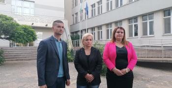 Очаква се още хора, изведени от нелегалните хосписи в Ягода, да се върнат при близките си 
