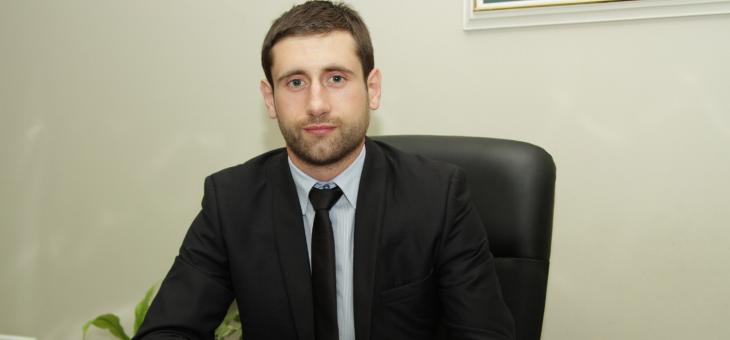 Вотът в Стара Загора:  Проблеми с машините и необичайно късно предаване на изборните книжа