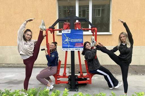 Стартът на учебната година раздвижва България