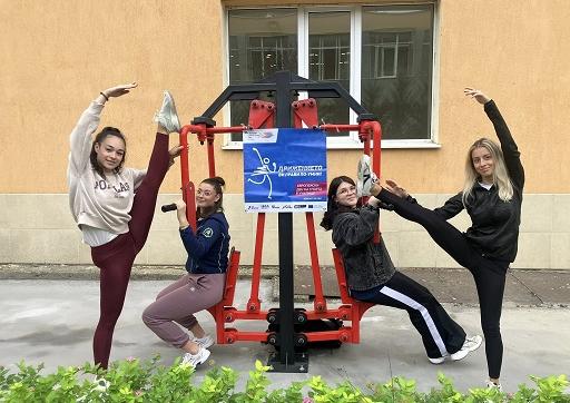 Стартът на учебната година раздвижва България
