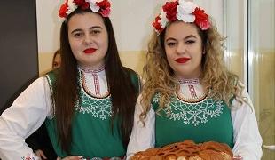 Магията на българския фолклор завладя старозагорско училище