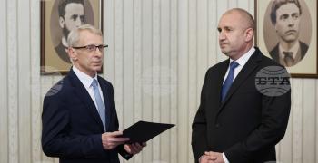 Николай Денков върна изпълнен мандата за съставяне на правителство