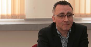 Директори на училища питат МОН за проблемите с електронната система